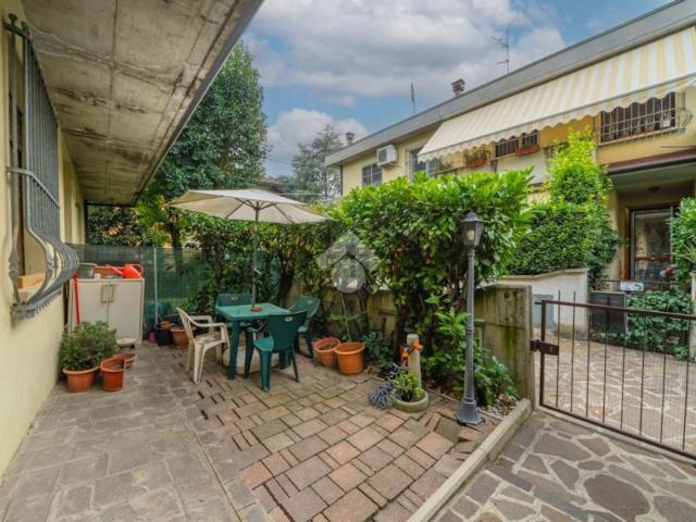 Villetta a schiera in vendita di 180 m² in Via Lazzaro Lodovico Zamenhof, 21
