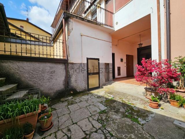 Villetta a schiera in vendita di 180 m² in Via Manzoni
