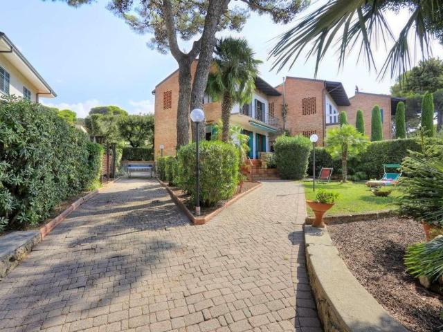 Villetta a schiera in vendita di 180 m² in Via Mario Puccini