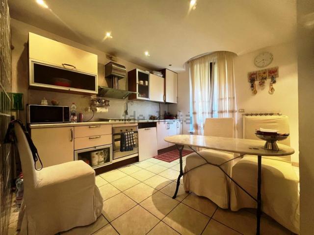 Villetta a schiera in vendita di 180 m² in Via Nicolò Secco d&apos Aragona