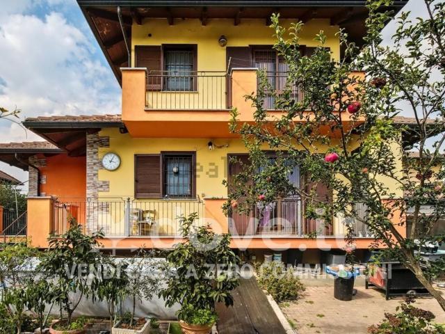 Villetta a schiera in vendita di 180 m² in Via Stazione, 85