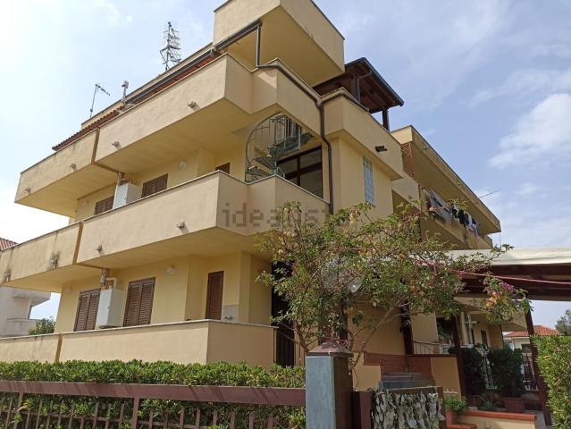 Villetta a schiera in vendita di 180 m² in Via Paolo Borsellino, 1