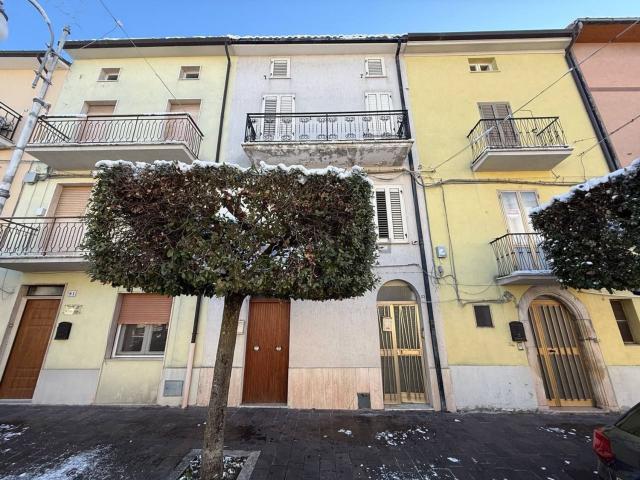 Villetta a schiera in vendita di 180 m² in Via Peligna, 85
