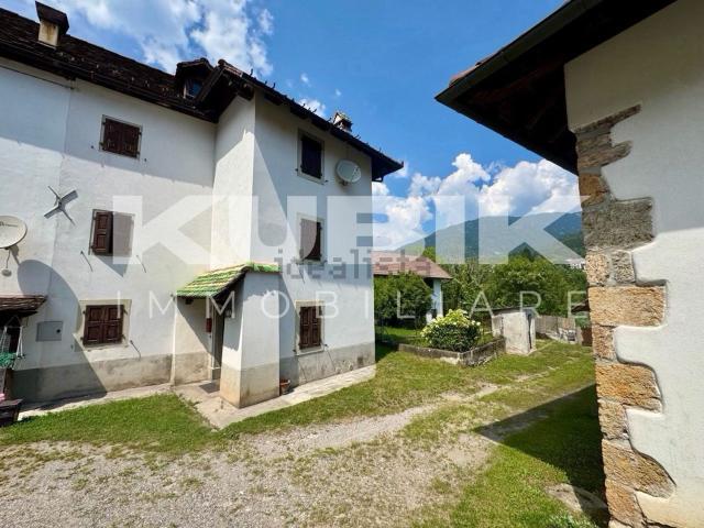 Villetta a schiera in vendita di 180 m² in Via Rosas di Cella