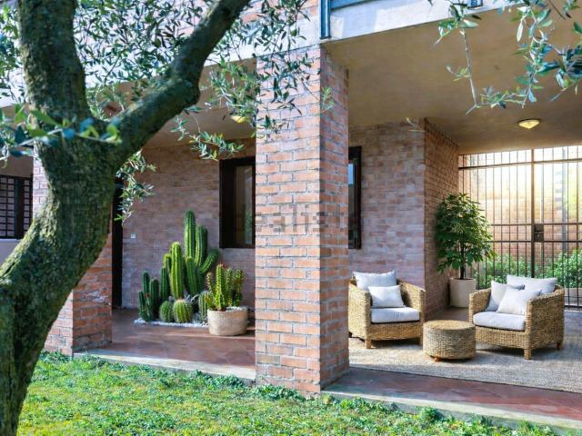 Villetta a schiera in vendita di 180 m² in Via Ugo Foscolo