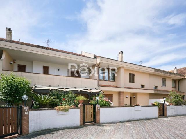 Villetta a schiera in vendita di 180 m² in Via Vittoria Colonna, 5