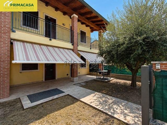 Villetta a schiera in vendita di 180 m² in Via Vincenzo Ferrarin