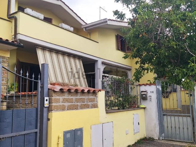 Villetta a schiera in vendita di 180 m² in Viale Nevada