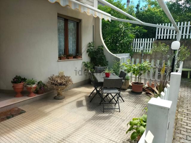 Villetta a schiera in vendita di 180 m² in Strada Vicinale Consorte, 37