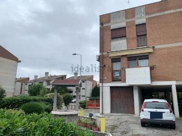 Villetta a schiera in vendita di 181 m² in Via Giancarlo Giolo, 95