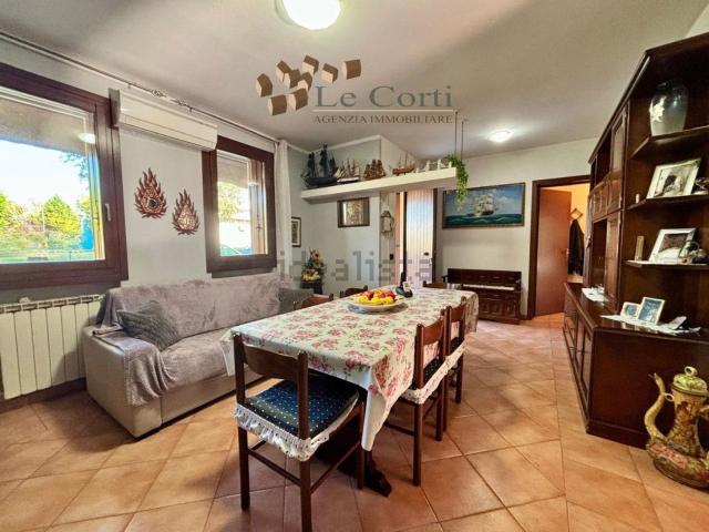 Villetta a schiera in vendita di 182 m²