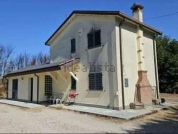 Villetta a schiera in vendita di 182 m² in Via Valmana