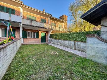 Villetta a schiera in vendita di 183 m² in Strada Acqui, 44