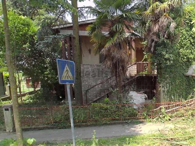 Villetta a schiera in vendita di 184 m² in Viale Paola Frassinetti, 33