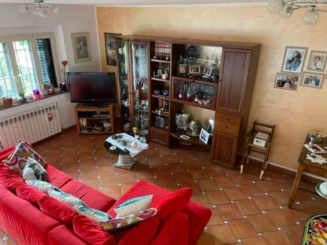 Villetta a schiera in vendita di 185 m² in Via delle Rose