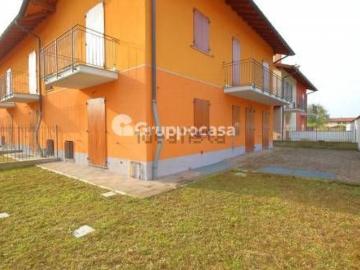 Villetta a schiera in vendita di 185 m² in Via Saint Louis, 2