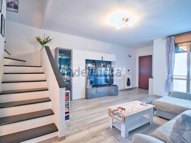 Villetta a schiera in vendita di 185 m² in Via Rocciamelone, 25