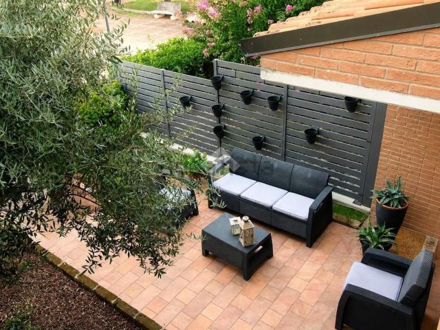Villetta a schiera in vendita di 185 m² in Piazza Rossellini, 1