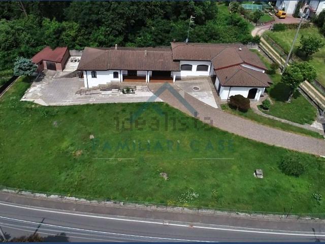 Villetta a schiera in vendita di 186 m² in Via Brughiera
