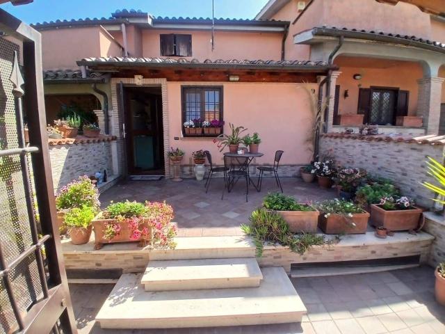 Villetta a schiera in vendita di 187 m²