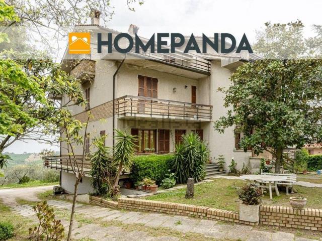 Villetta a schiera in vendita di 187 m² in Contrada San Severo