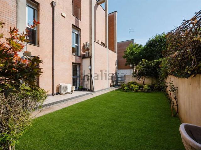 Villetta a schiera in vendita di 188 m² in Via San Bruno, 9