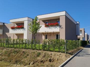 Villetta a schiera in vendita di 188 m² in Via Asseggiano, 111