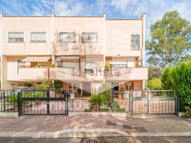 Villetta a schiera in vendita di 188 m² in Via Germania