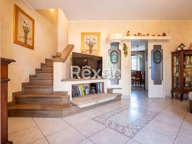 Villetta a schiera in vendita di 188 m² in Via San Colombano