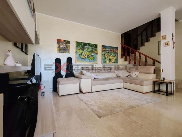 Villetta a schiera in vendita di 188 m² in Piazza Luigi Grotto Cieco, 4