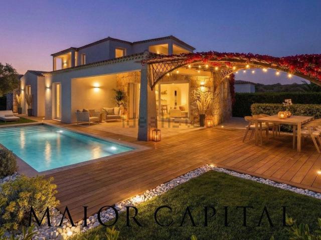 Villetta a schiera in vendita di 190 m² in Via Campidano