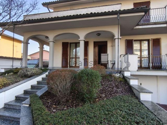 Villetta a schiera in vendita di 190 m² in Via Giovanni Pascoli