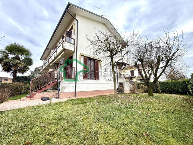 Villetta a schiera in vendita di 190 m² in Via Gramsci