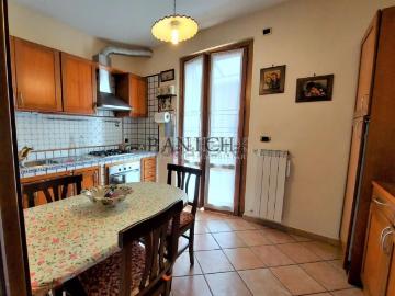 Villetta a schiera in vendita di 190 m² in Via Degli Scalpellini
