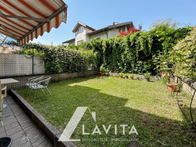 Villetta a schiera in vendita di 190 m² in Via Negrelli