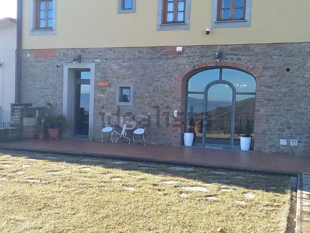 Villetta a schiera in vendita di 190 m² in Via Pontormo