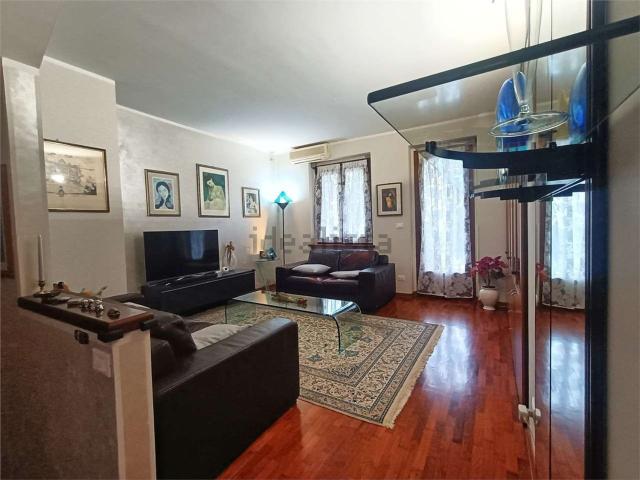 Villetta a schiera in vendita di 190 m² in Via Ponte Rocca, 49