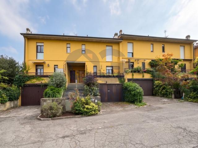 Villetta a schiera in vendita di 190 m² in Via Verona, 55