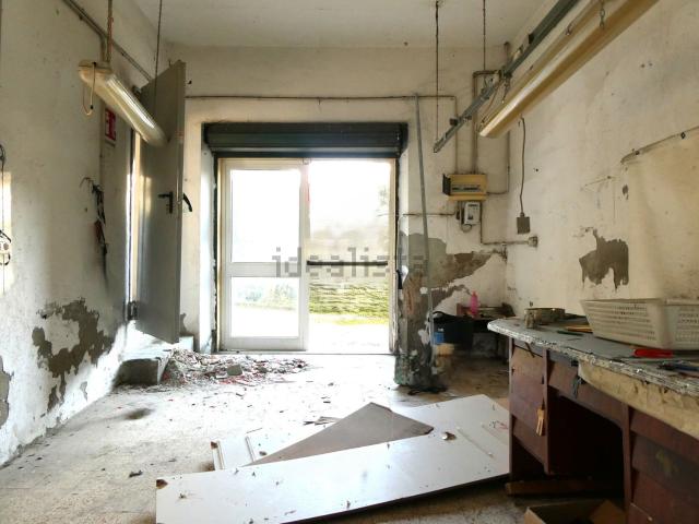 Villetta a schiera in vendita di 190 m² in Via Vittorio Alfieri