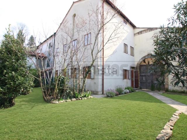 Villetta a schiera in vendita di 190 m² in Piazza Guglielmo Marconi