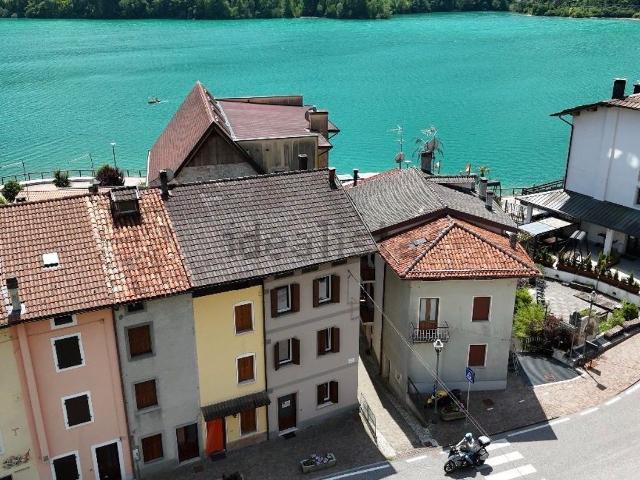 Villetta a schiera in vendita di 190 m² in Piazzetta Umberto I°, 5