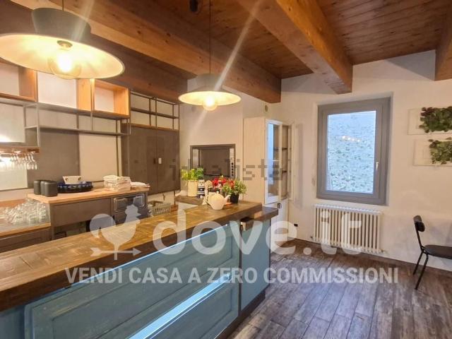 Villetta a schiera in vendita di 190 m² in Strada di Borgo Santa Lucia, 60
