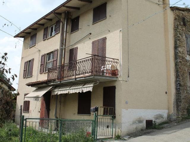 Villetta a schiera in vendita di 190 m² in Strada Paderna di Sopra