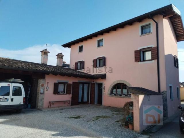 Villetta a schiera in vendita di 191 m² in Via Camillo Benso Conte di Cavour, 7
