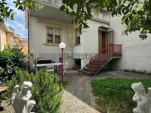 Villetta a schiera in vendita di 191 m² in Via del Biancospino, 7