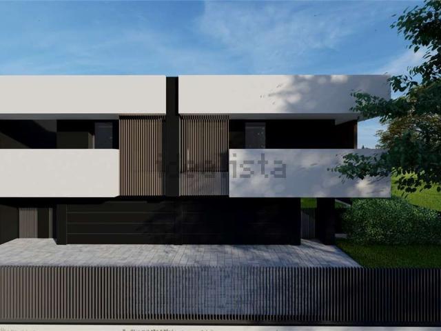 Villetta a schiera in vendita di 191 m² in Via Mar Tirreno