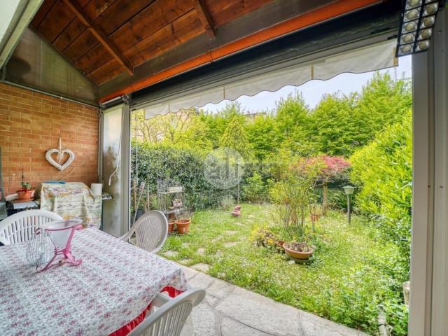 Villetta a schiera in vendita di 193 m² in Via Sestriere, 63