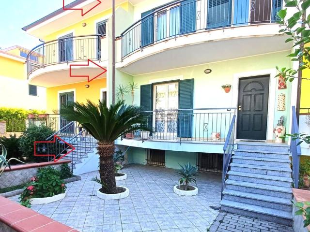 Villetta a schiera in vendita di 193 m² in Via Zurigo, 2