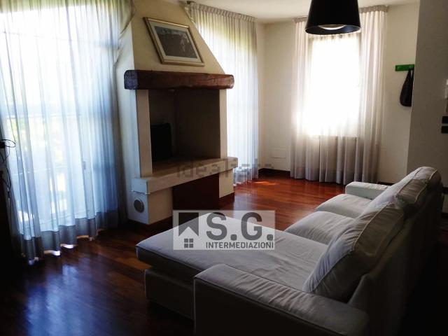 Villetta a schiera in vendita di 194 m²