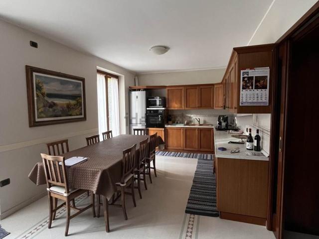 Villetta a schiera in vendita di 194 m² in Via Girolamo di Giovanni